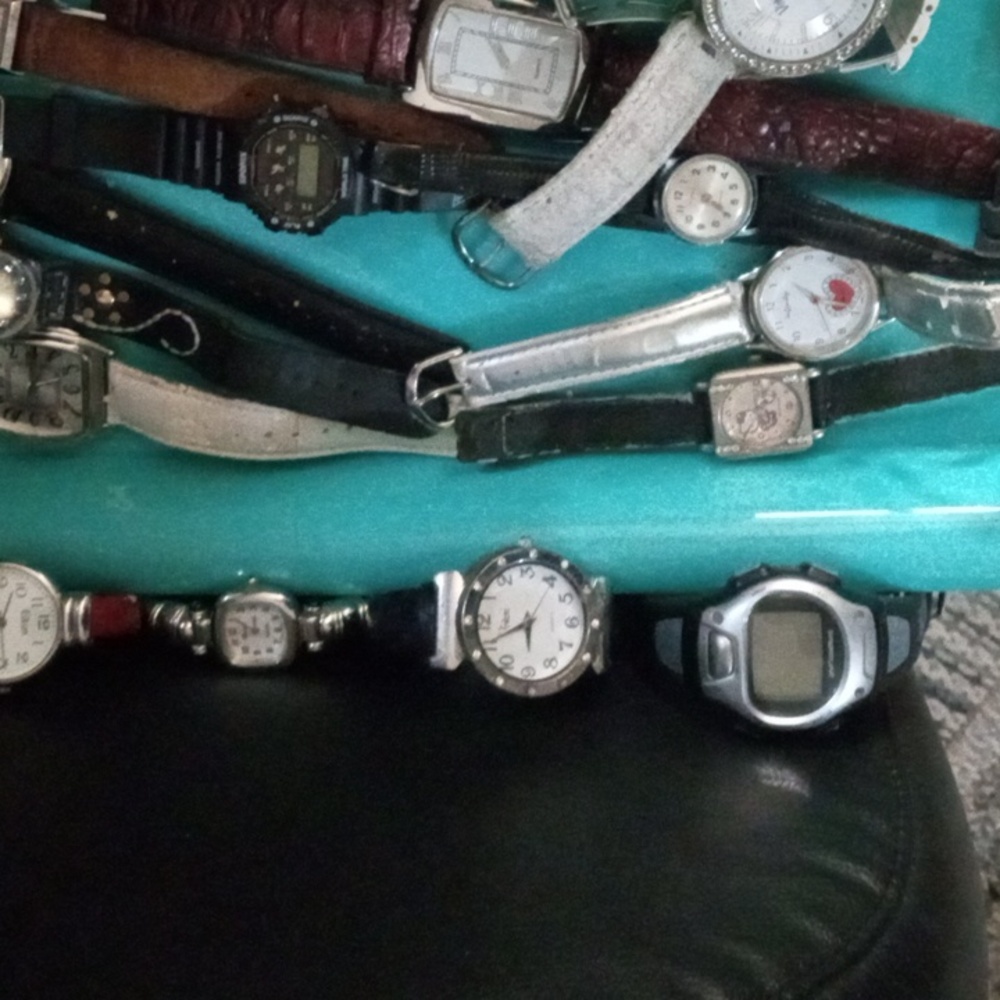Watches - Picture 3 of 5